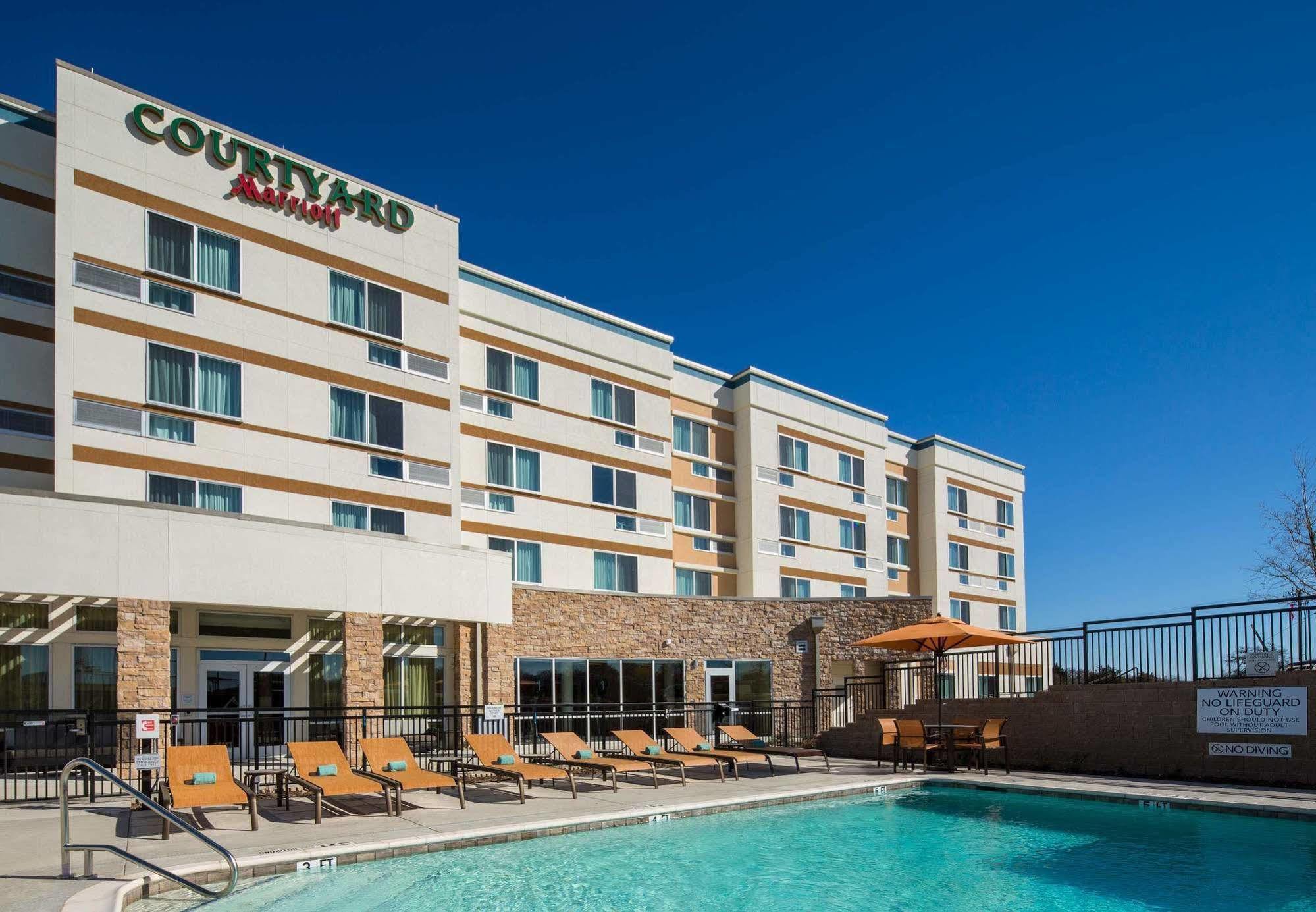 Courtyard By Marriott Dallas Midlothian At Midlothian Conference Center Dış mekan fotoğraf